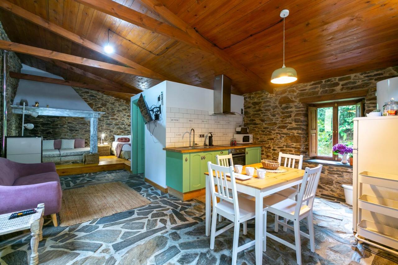 Casas Del Molino - Muinos Do Mainzoso Turismo Rural Paderne Eksteriør bilde