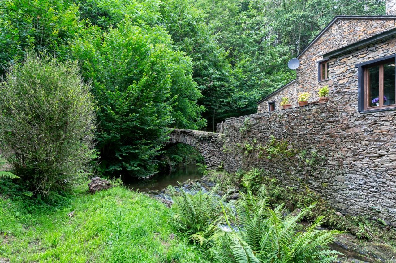 Casas Del Molino - Muinos Do Mainzoso Turismo Rural Paderne Eksteriør bilde