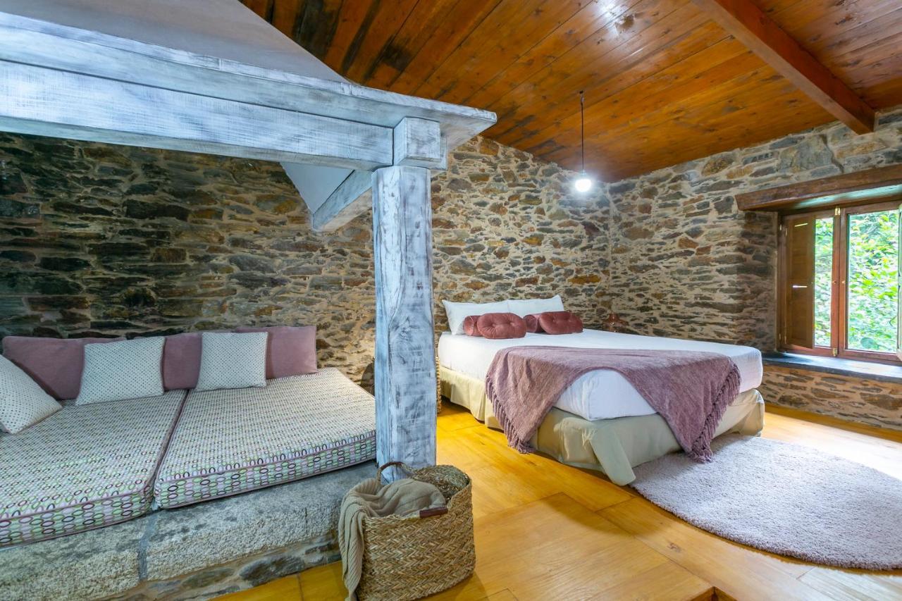 Casas Del Molino - Muinos Do Mainzoso Turismo Rural Paderne Eksteriør bilde
